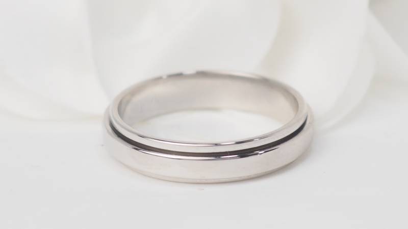 Alliance Piaget Possession en or blanc